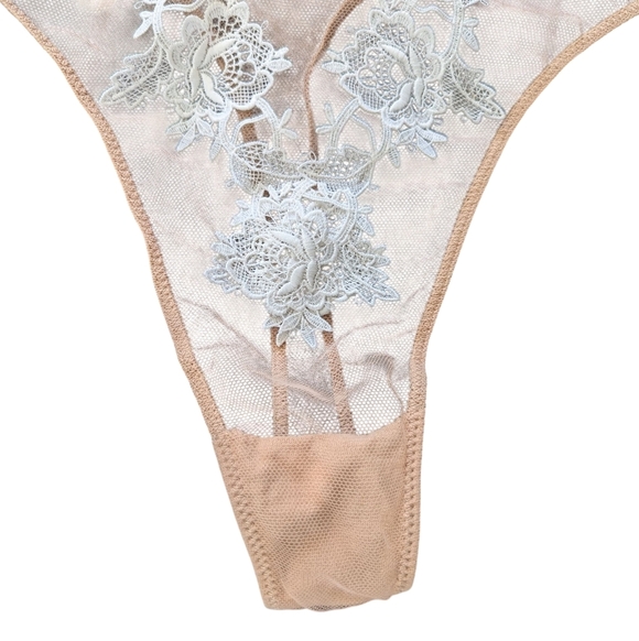 Victoria’s Secret Sheer Mesh Lace Bodysuit Nude White Floral Appliqué Size S - Picture 5 of 13